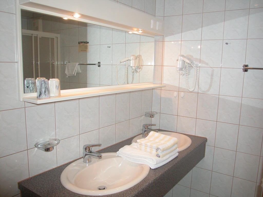 Joglland Hotel Prettenhofer Wenigzell Room photo